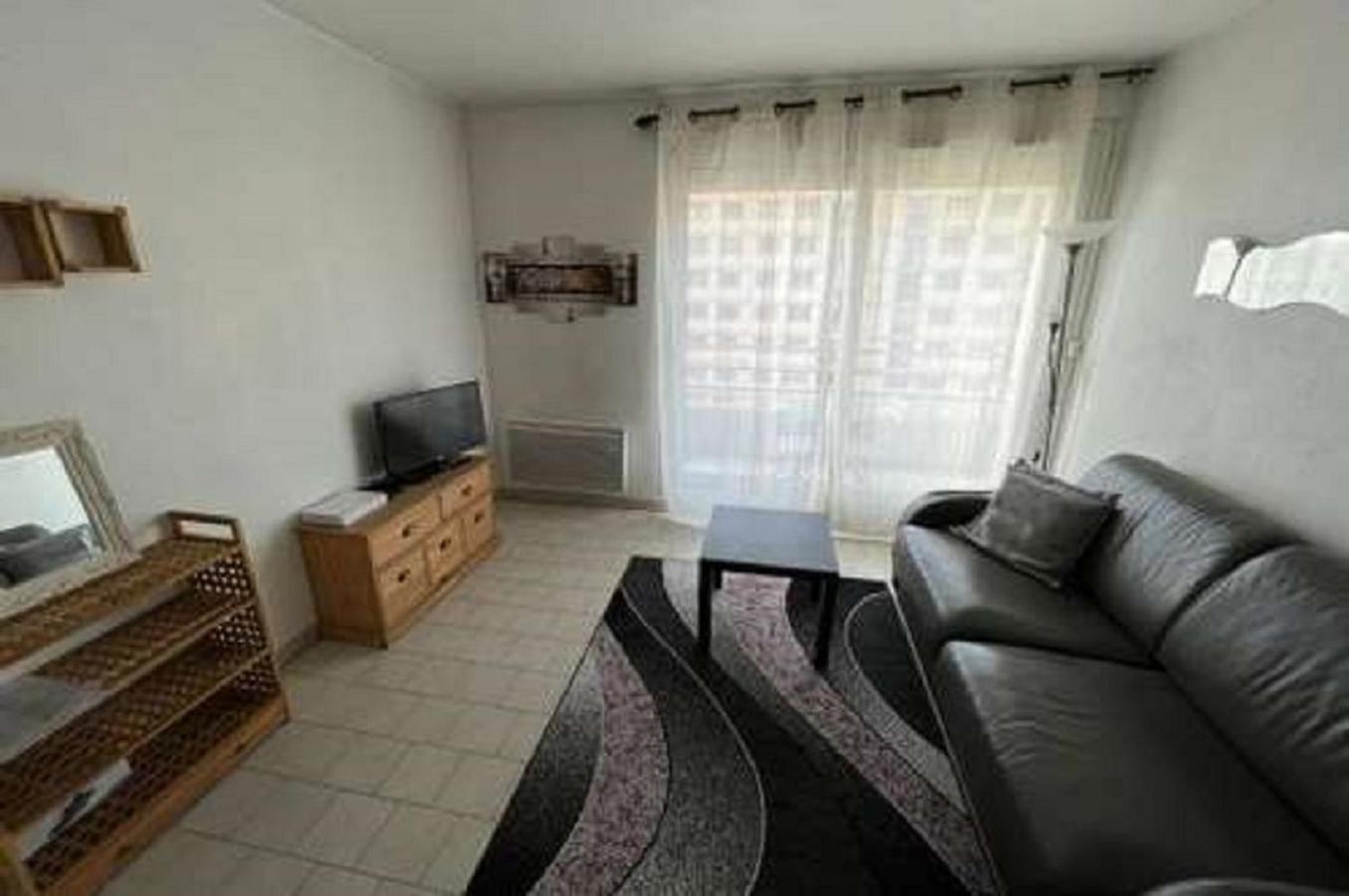 Beau Studio , Ensoleille, Wifi, Etage 5 Ascenceur Leilighet Marseille Eksteriør bilde